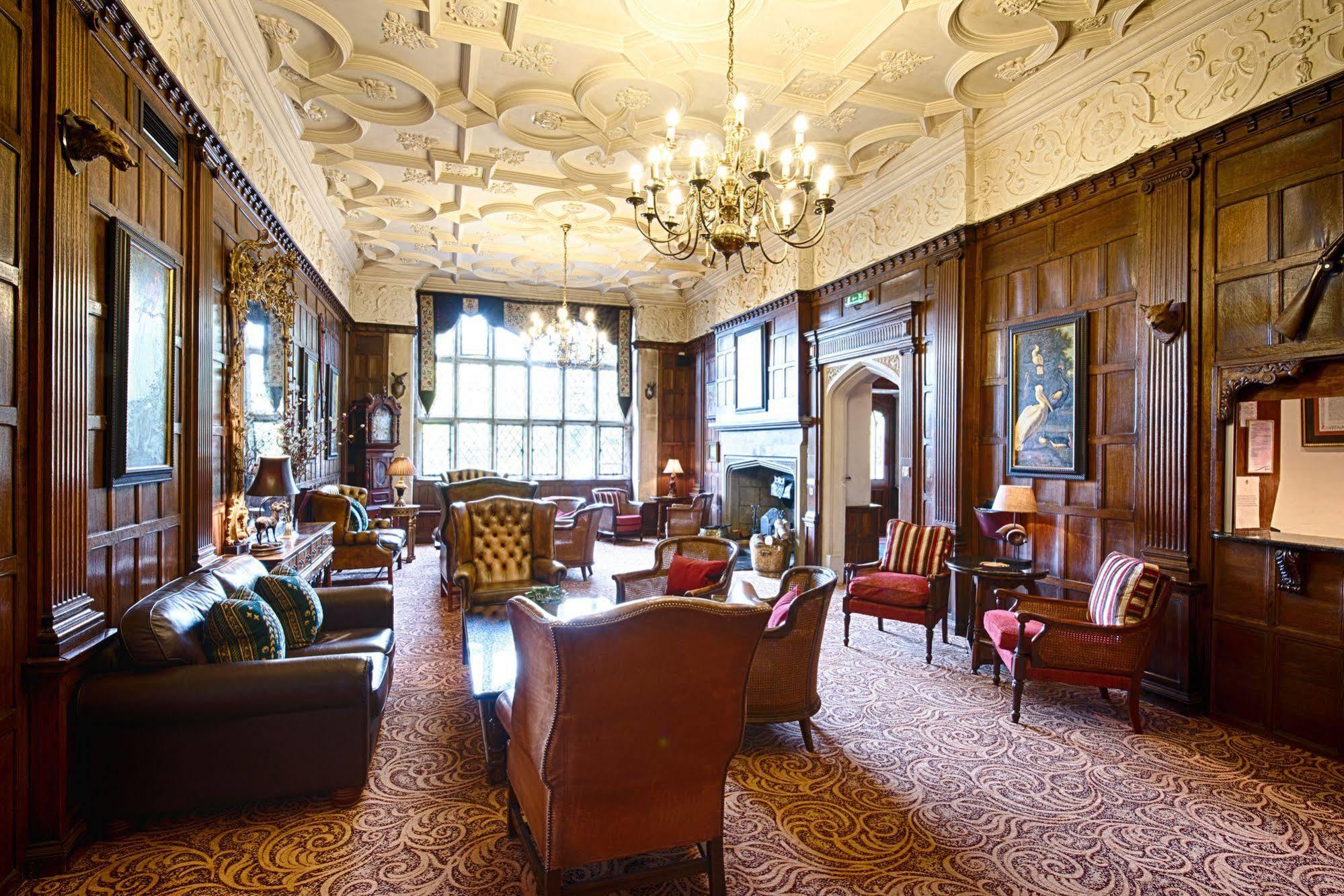 Miskin Manor Hotel Hensol Esterno foto